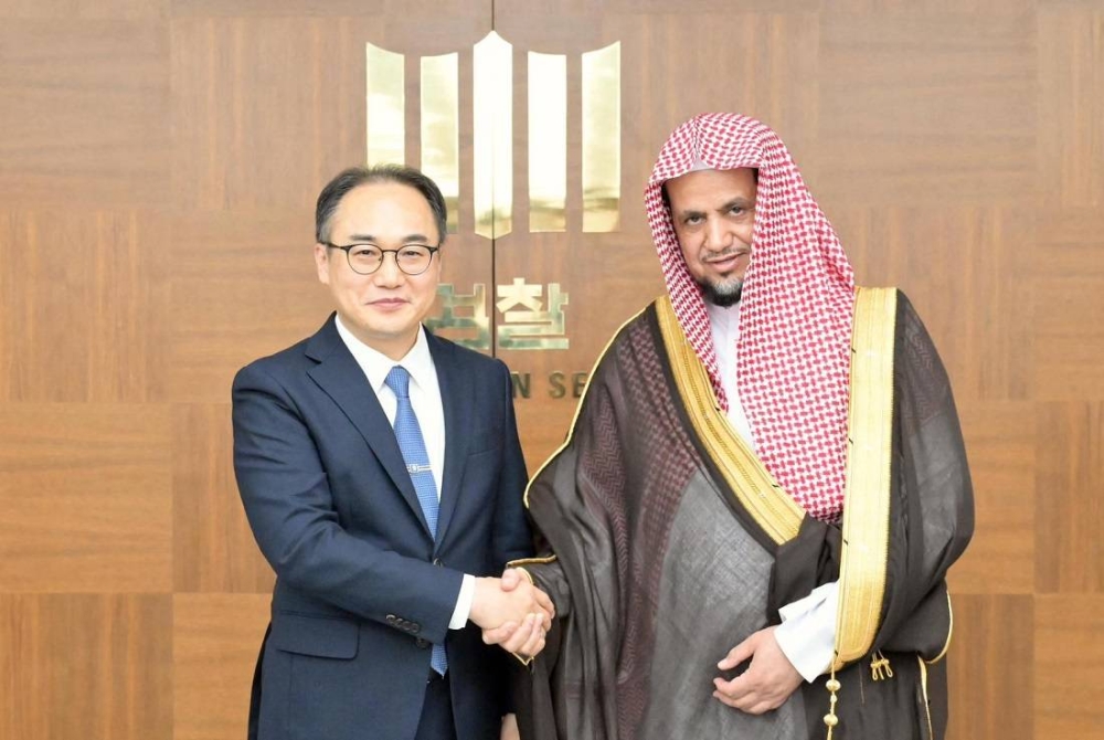 النائب العام يبحث تعزيز التعاون القانوني مع نظيره الكوري في سيئول – أخبار السعودية