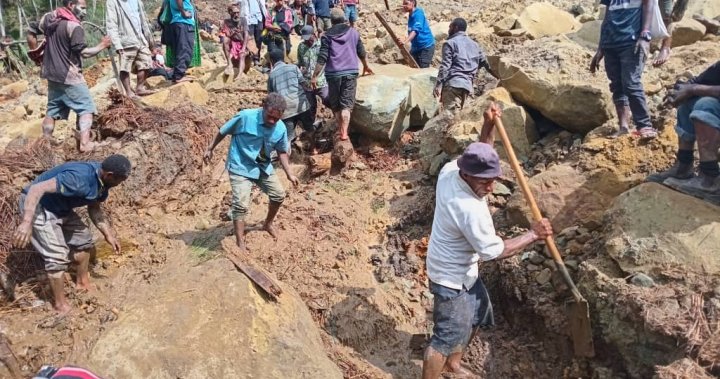 بابوا غينيا الجديدة تقوم بإجلاء الآلاف في طريق الانهيار الأرضي المميت و”غير المستقر” – وطني