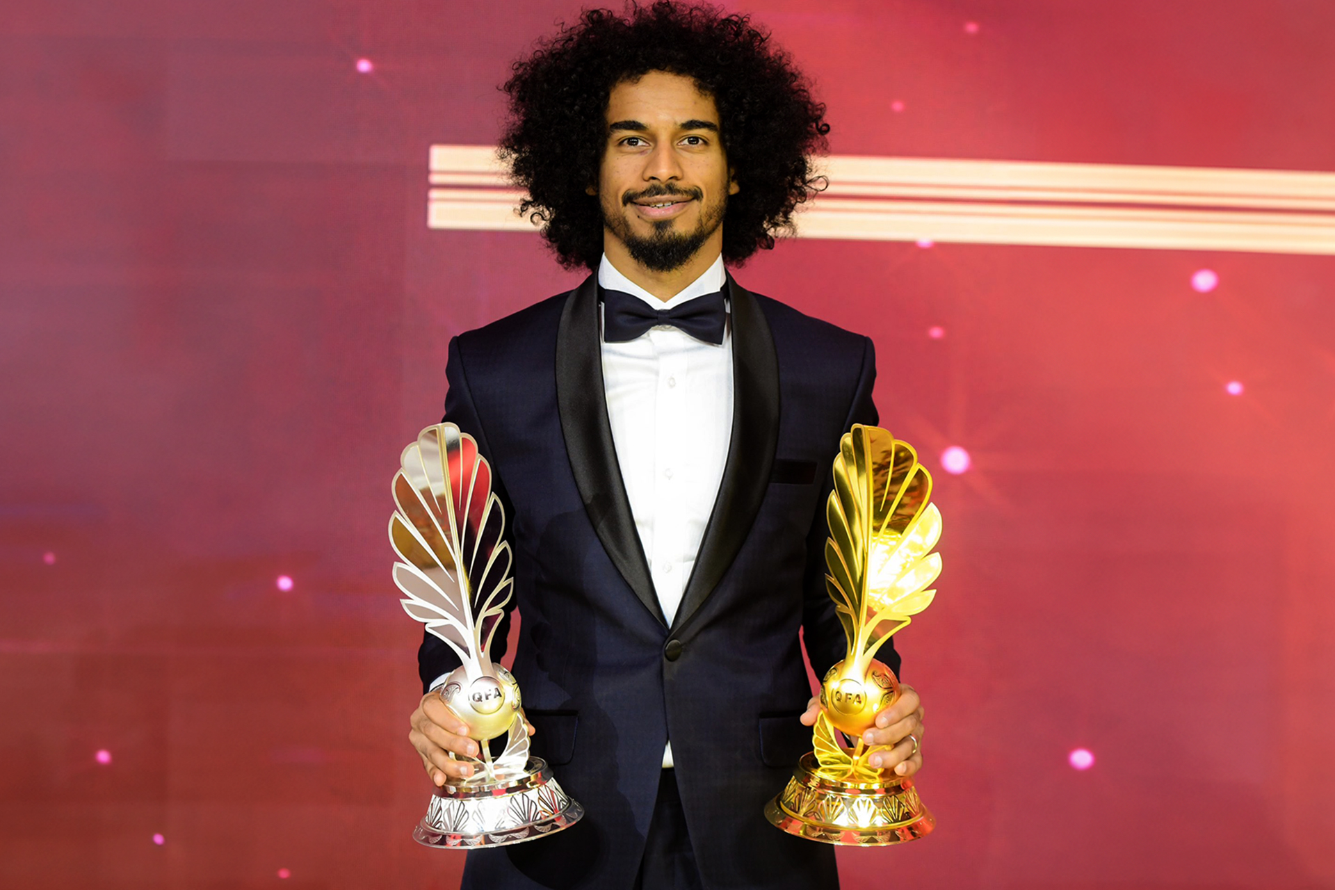أكرم عفيف يتوّج بجائزة أفضل لاعب ومارتينيز أفضل مدرب بالدوري القطري | رياضة