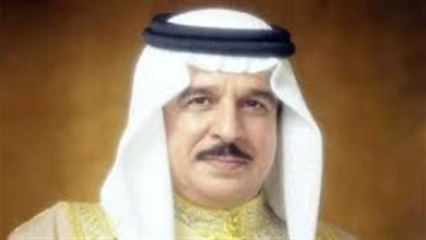 ملك البحرين يتلقى اتصالاً هاتفياً من ماكرون لبحث تطورات الأوضاع الدولية